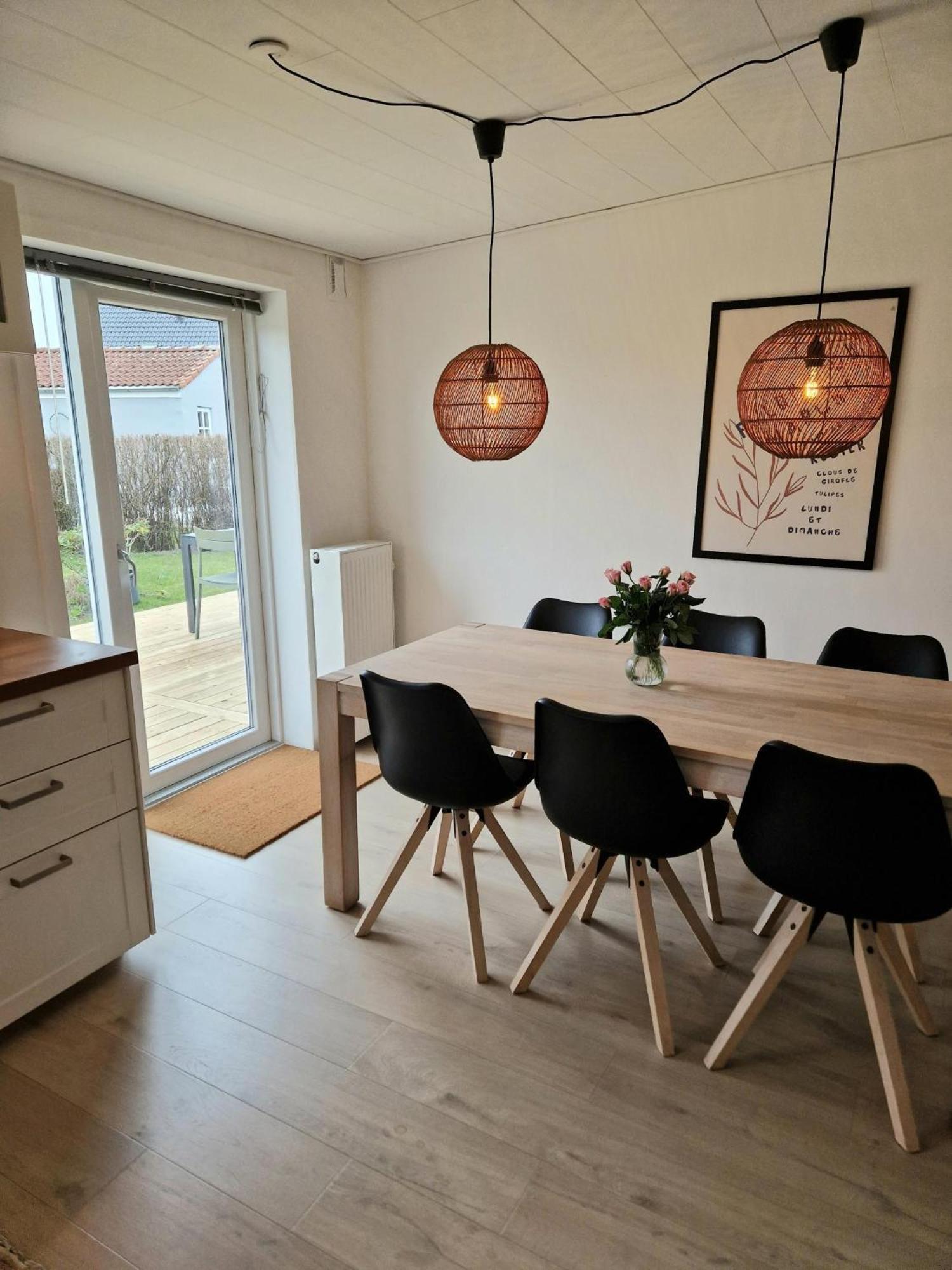 Rummeligt Og Stilfuldt Hus Naer Billund Med 4 Vaerelser Og Egen Have 格林斯泰兹 外观 照片