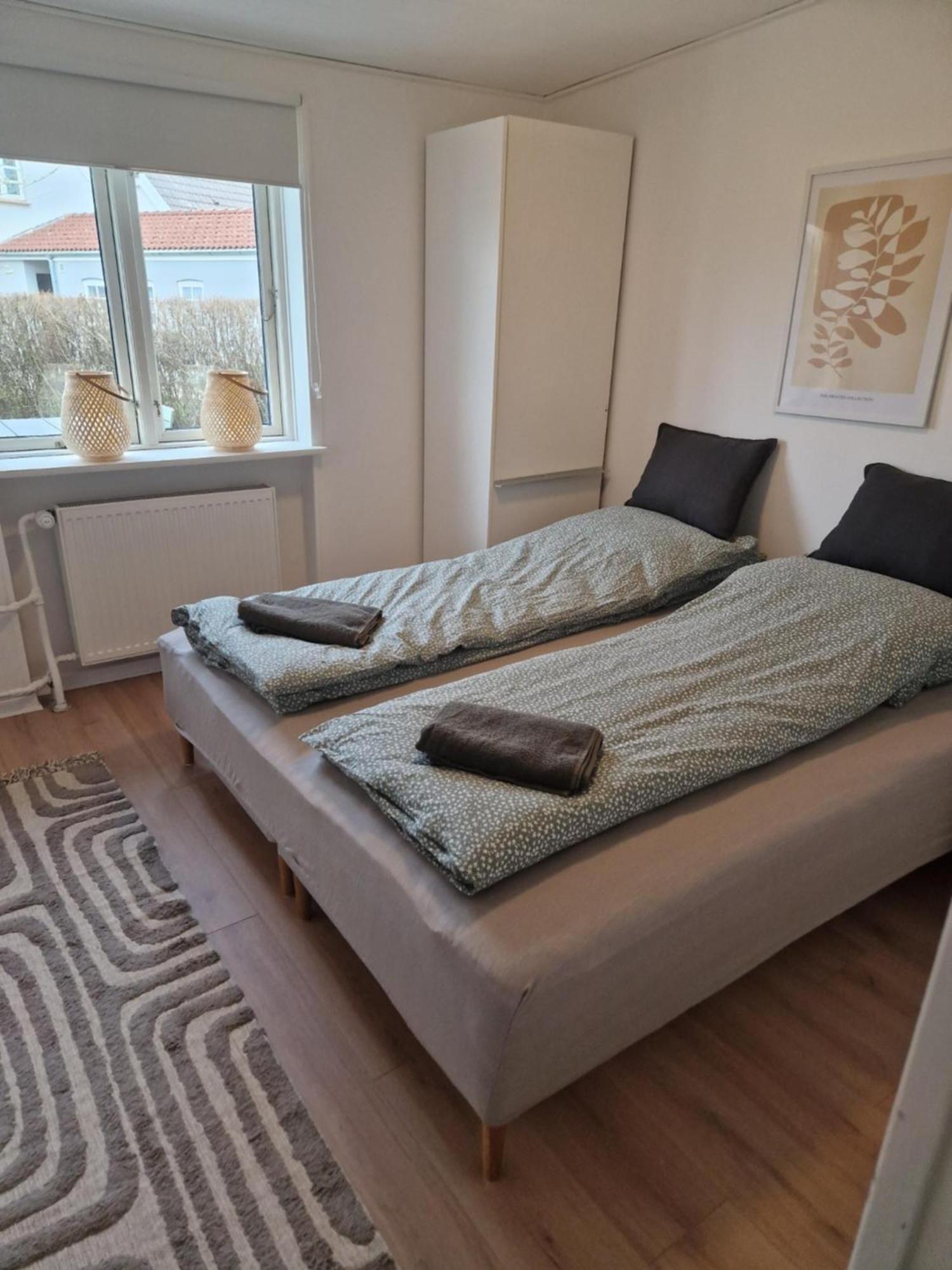 Rummeligt Og Stilfuldt Hus Naer Billund Med 4 Vaerelser Og Egen Have 格林斯泰兹 外观 照片